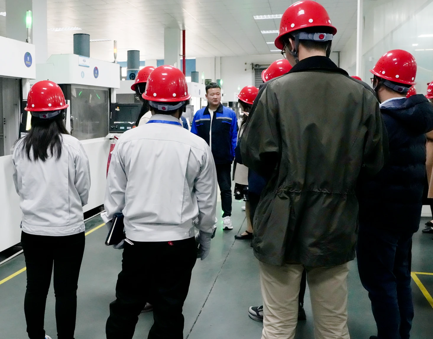 Worldia Fabrikasını Uluslararası Müşterilerle Keşfetmek için Daha Güçlü Ortaklıklar Oluşturmak 4